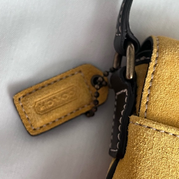 NWT Coach Vintage soho Pouch - Picture 3 of 4